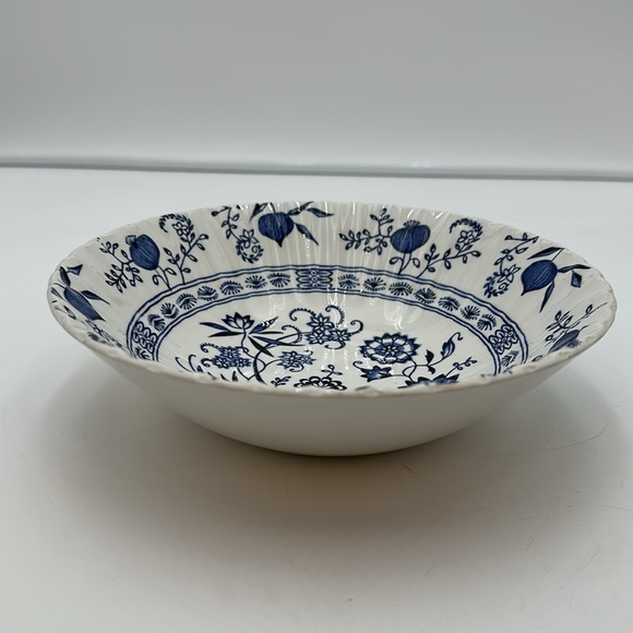 J&G Meakin Blue Nordic | Blue Onion Coupe Vegetable/Pasta Bowl - Picture 3 of 16